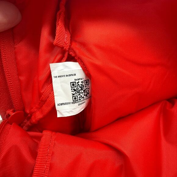 Brevitē The Backpack Red Minimalist Everyday Travel Laptop Bag - Picture 16 of 16